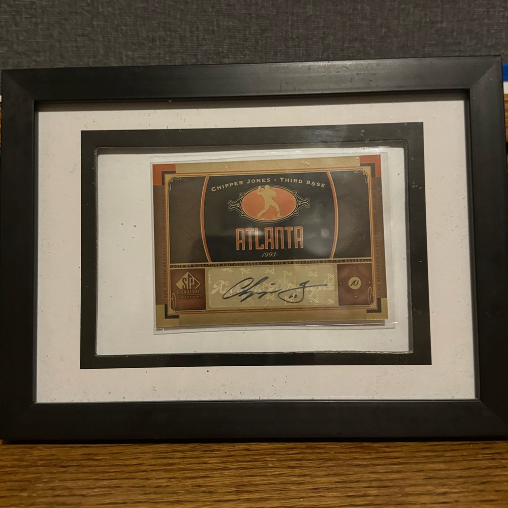 Autographed Chipper Jones Baseball Card